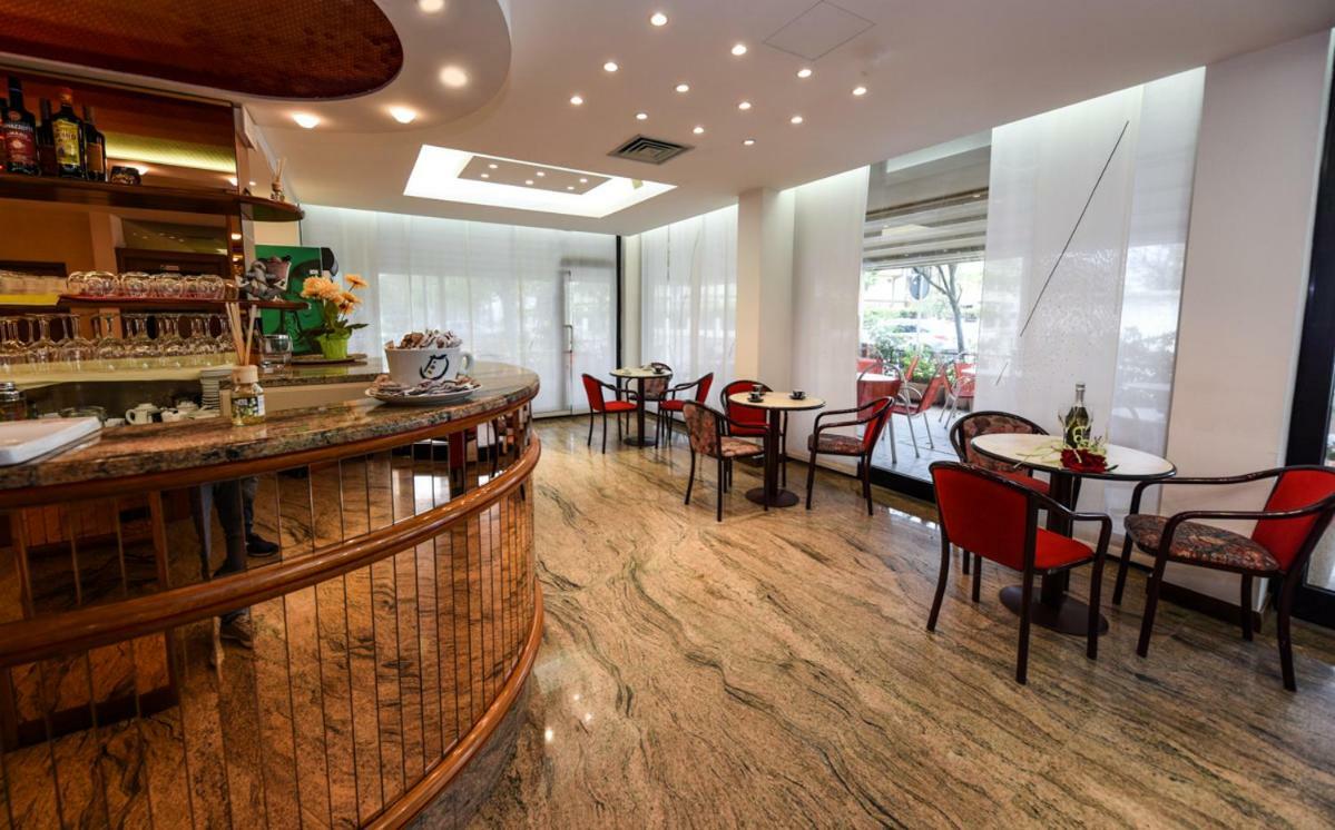 Hotel Caesar 미사노아드리아티코 외부 사진