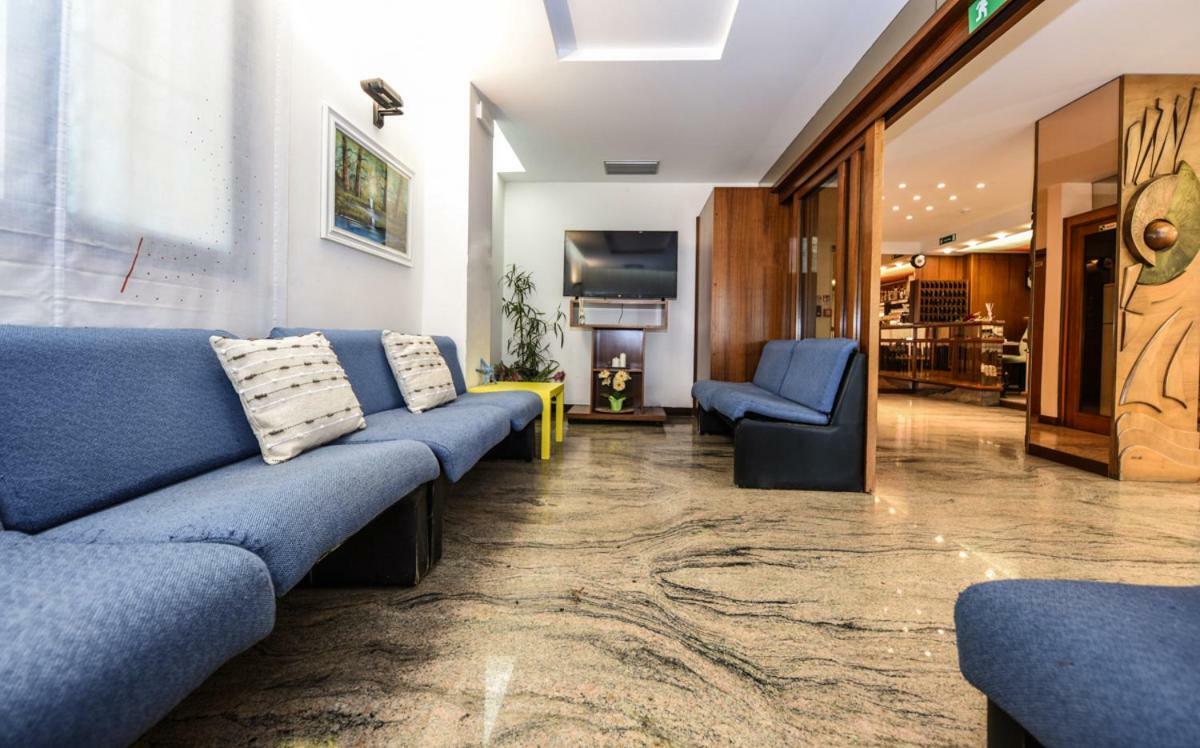 Hotel Caesar 미사노아드리아티코 외부 사진